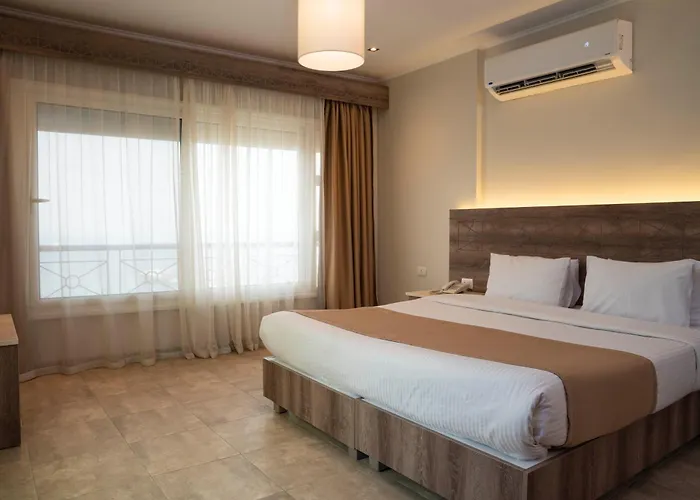 Swiss Wellness Down Town Отель 3*