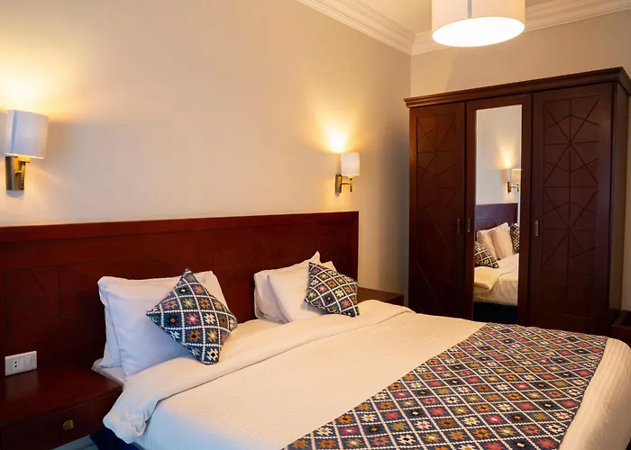 Swiss Wellness Down Town Отель 3*
